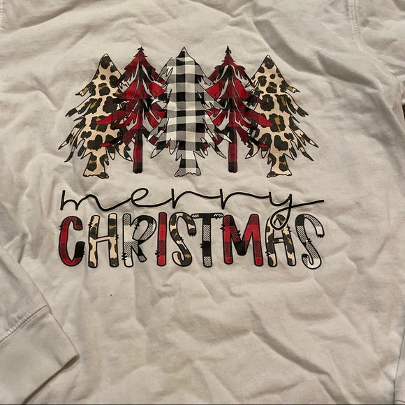 Merry Christmas long sleeve tee size medium - Picture 2 of 3